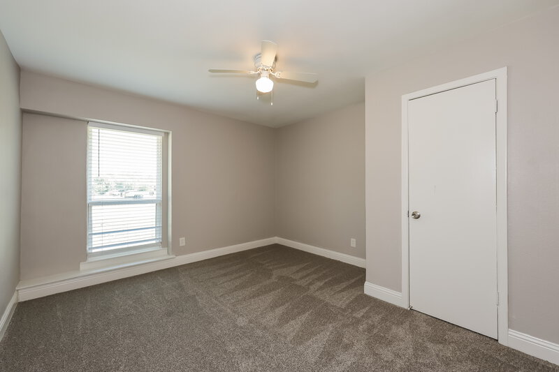 1,950/Mo, 1721 Steinburg Lane Fort Worth, TX 76134 Bedroom View 2