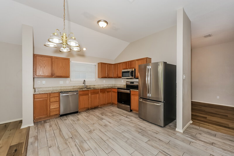 2,400/Mo, 1082 Magnolia Lane Cedar Hill, TX 75104 Kitchen View 2