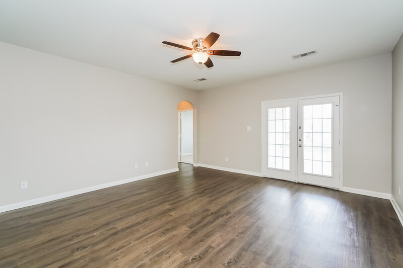 2,105/Mo, 6120 Chalk Hollow Drive Fort Worth, TX 76179 Living Room View 4