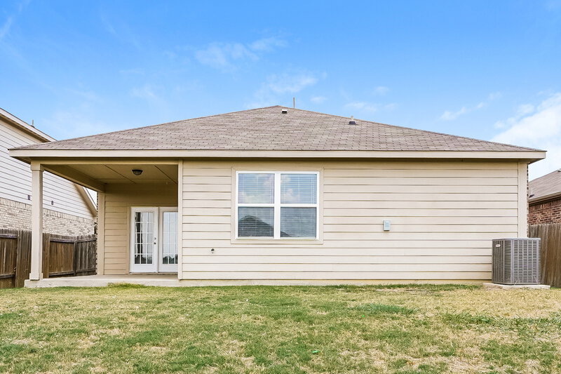 2,105/Mo, 6120 Chalk Hollow Drive Fort Worth, TX 76179 Rear View