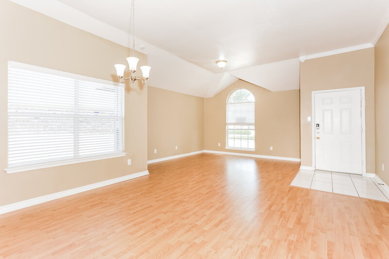 1,940/Mo, 2853 Saint Croix Avenue Lancaster, TX 75146 Family Room View