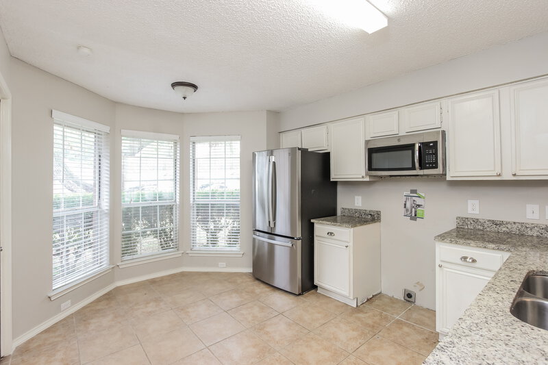 1,795/Mo, 1701 Gainsborough Way Fort Worth, TX 76134 Kitchen View
