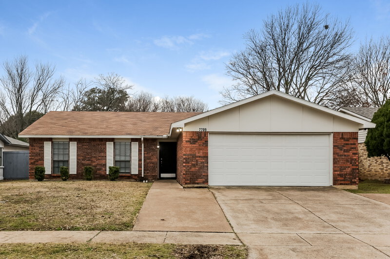 2,225/Mo, 7709 Landmark Ridge Street Fort Worth, TX 76133 External View