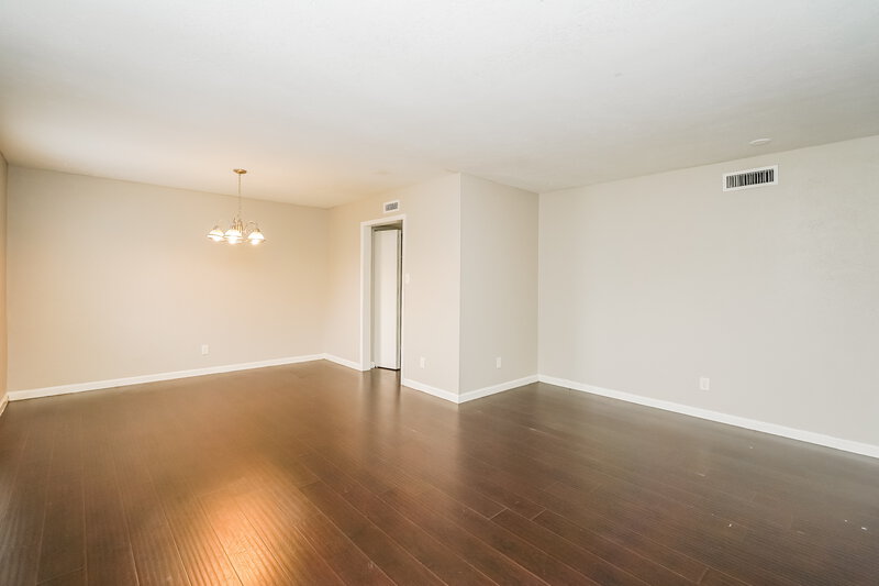 2,080/Mo, 7709 Landmark Ridge Street Fort Worth, TX 76133 Family Room View