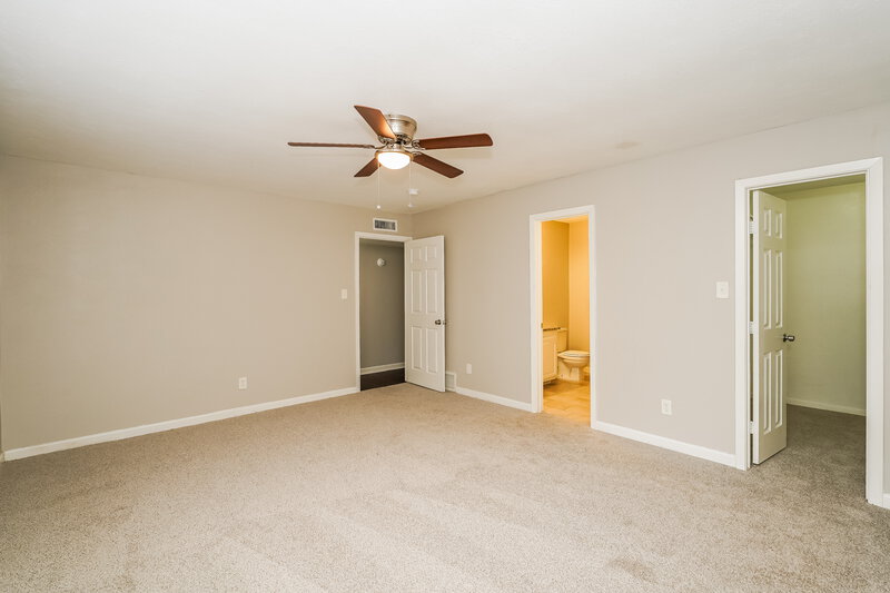 2,080/Mo, 7709 Landmark Ridge Street Fort Worth, TX 76133 Main Bedroom View 2