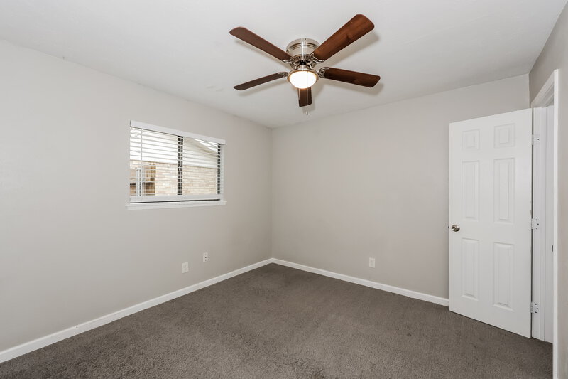 2,225/Mo, 7709 Landmark Ridge Street Fort Worth, TX 76133 Bedroom View 2