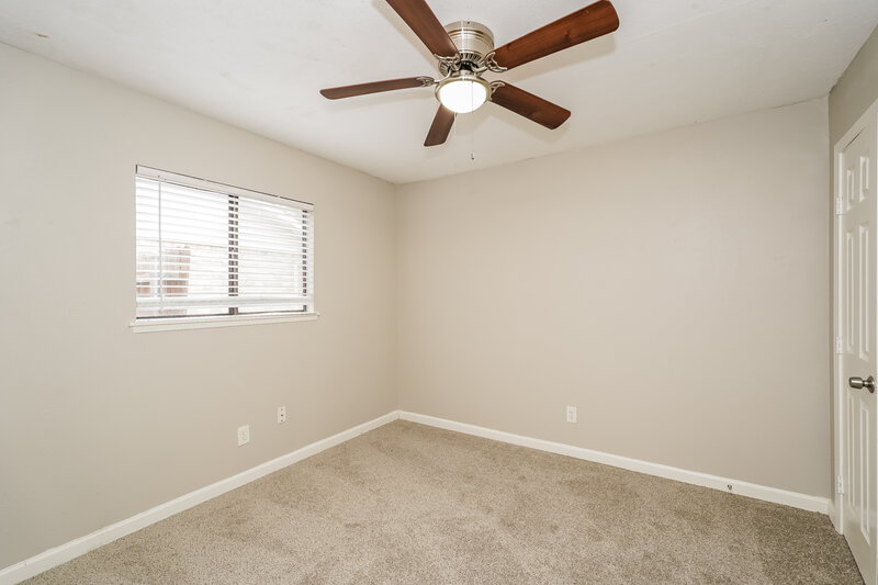2,080/Mo, 7709 Landmark Ridge Street Fort Worth, TX 76133 Bathroom View