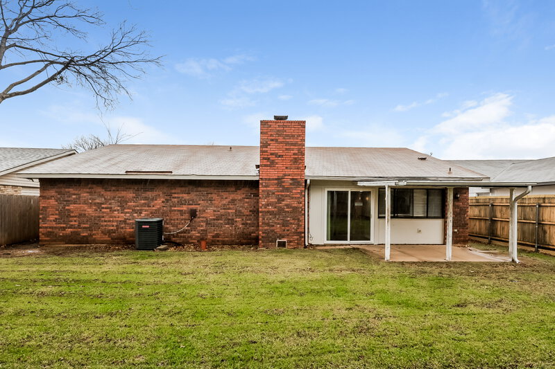 2,225/Mo, 7709 Landmark Ridge Street Fort Worth, TX 76133 Rear View 2