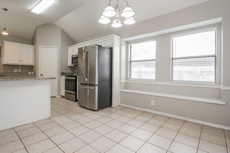 2,405/Mo, 6504 Running Creek Dr Arlington, TX 76001 Dining Room View