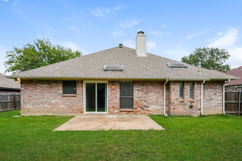 2,405/Mo, 6504 Running Creek Dr Arlington, TX 76001 Rear View