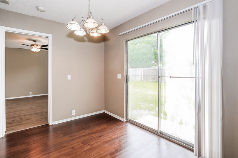 2,205/Mo, 920 Greenbend Drive Denton, TX 76210 Breakfast Nook View