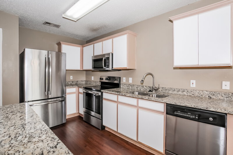 2,205/Mo, 920 Greenbend Drive Denton, TX 76210 Kitchen View