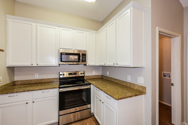 2,730/Mo, 430 Creekwood Court Forney, TX 75126 Kitchen View