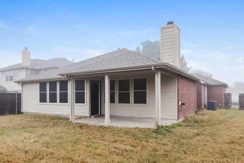 2,730/Mo, 430 Creekwood Court Forney, TX 75126 Rear View