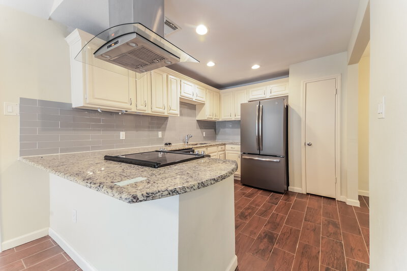 3,530/Mo, 1208 Paintbrush Street Mesquite, TX 75149 Kitchen View 2