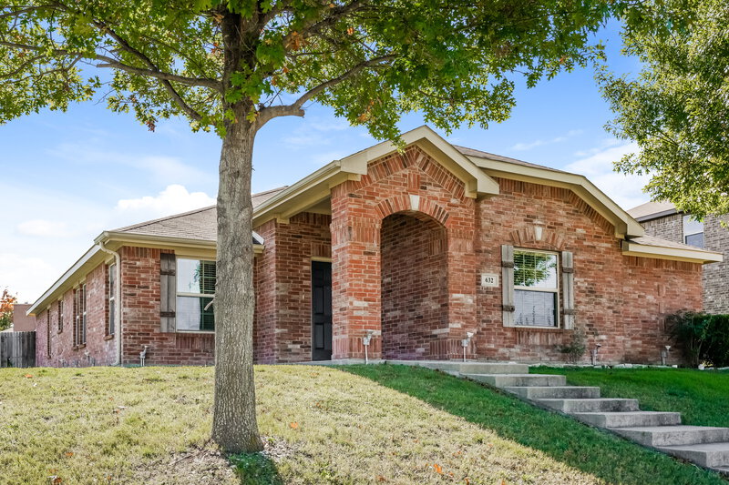 2,310/Mo, 632 Rain Lily Drive Desoto, TX 75115 Front View