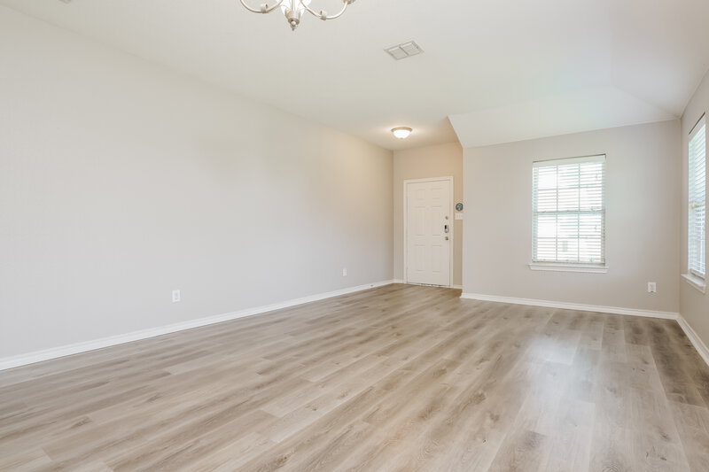 2,310/Mo, 632 Rain Lily Drive Desoto, TX 75115 Living Room View 2