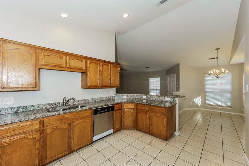 1,770/Mo, 1148 Browntop St Crowley, TX 76036 Kitchen View 3