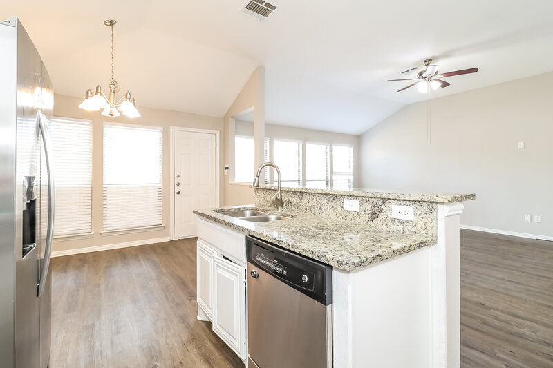 1,890/Mo, 9308 Cynthia Ct Fort Worth, TX 76140 Kitchen View 2