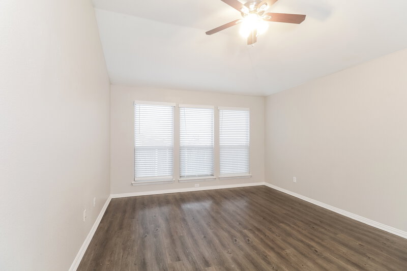2,190/Mo, 9308 Cynthia Ct Fort Worth, TX 76140 Main Bedroom View