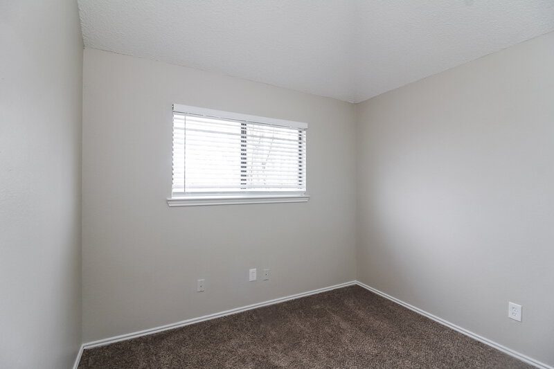 2,195/Mo, 608 McMackin Street Cedar Hill, TX 75104 Bedroom View