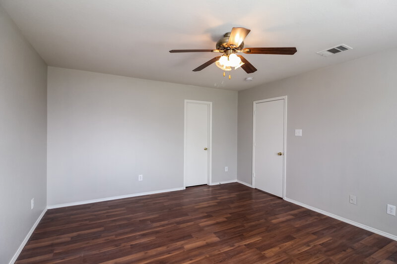 2,135/Mo, 240 Amherst Drive Forney, TX 75126 Master Bedroom View 2