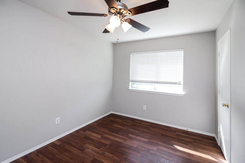 2,135/Mo, 240 Amherst Drive Forney, TX 75126 Bedroom View 2