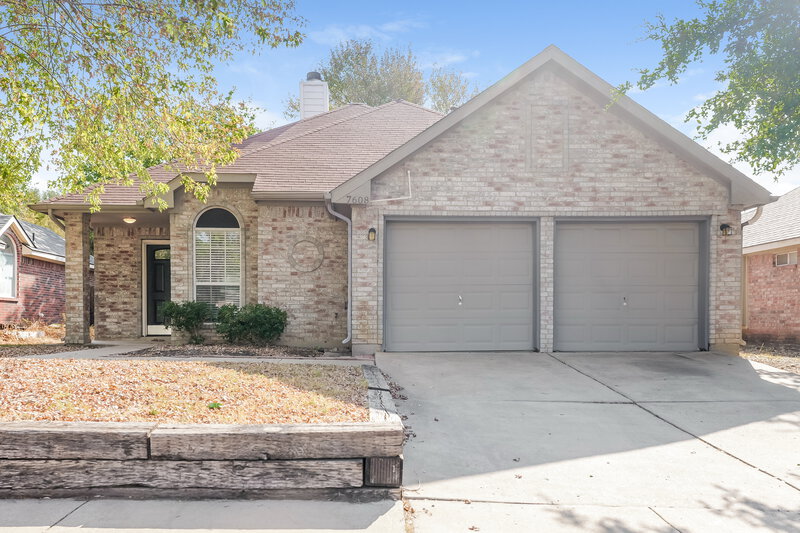 2,050/Mo, 7608 Honeybee Lane Fort Worth, TX 76137 External View