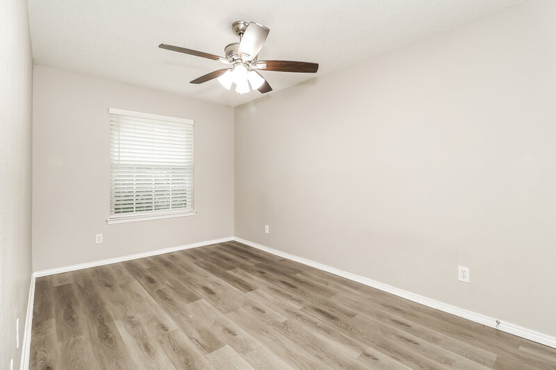 2,235/Mo, 900 Vicksburg Ln Burleson, TX 76028 Bedroom View