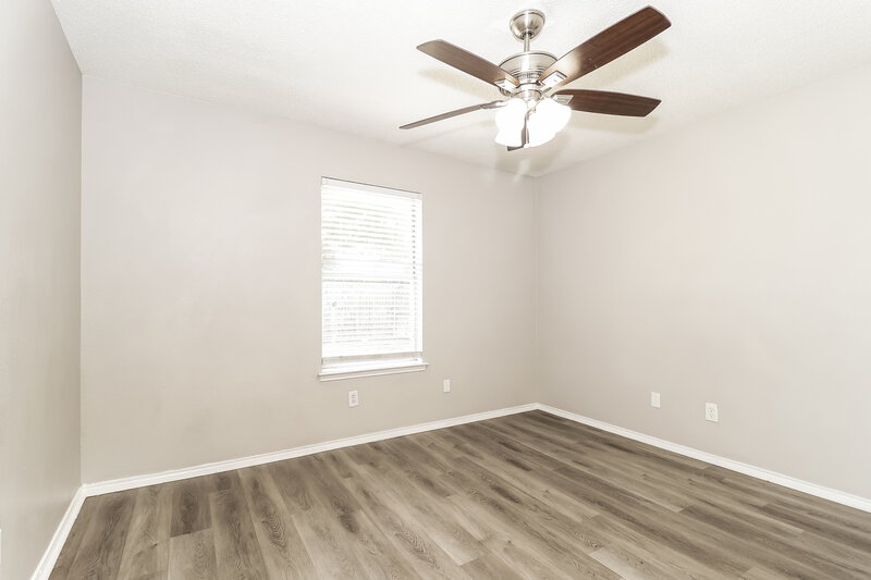 2,235/Mo, 900 Vicksburg Ln Burleson, TX 76028 Bedroom View 2