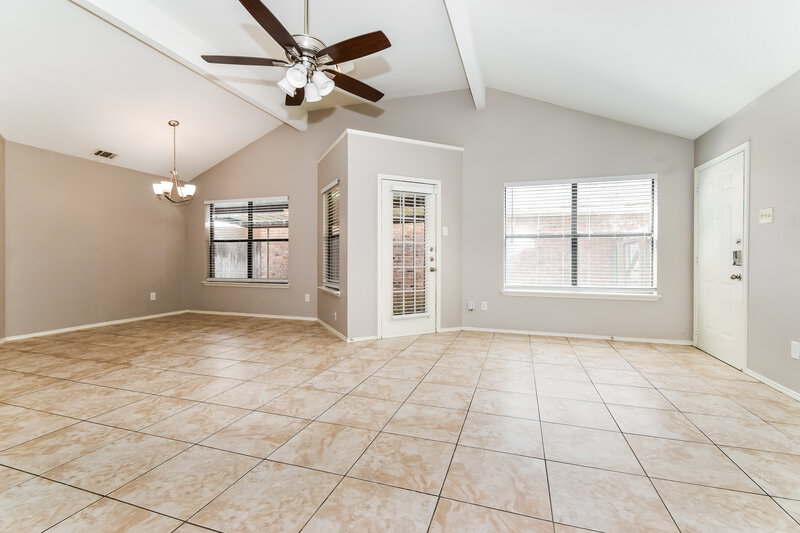 2,050/Mo, 1000 Old Barn Lane Mesquite, TX 75149 Living Room View 2