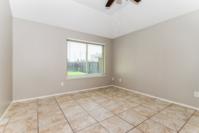 2,050/Mo, 1000 Old Barn Lane Mesquite, TX 75149 Main Bedroom View