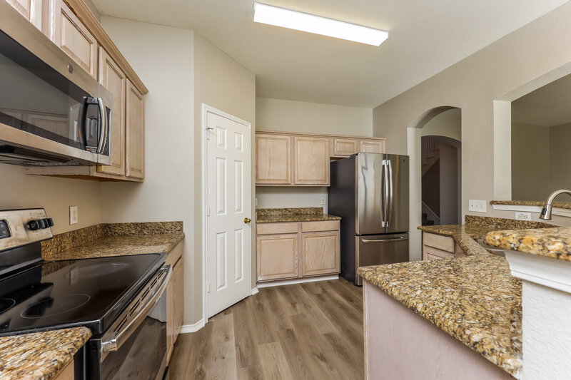 2,775/Mo, 1630 Redwood Drive Corinth, TX 76210 Kitchen View 2