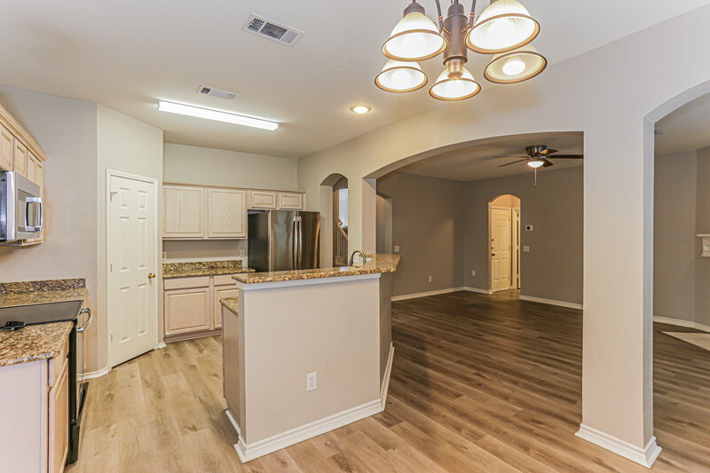 2,565/Mo, 1630 Redwood Drive Corinth, TX 76210 Kitchen View