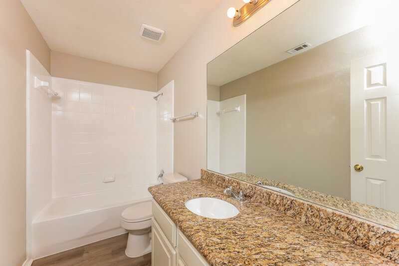 2,775/Mo, 1630 Redwood Drive Corinth, TX 76210 Bathroom View