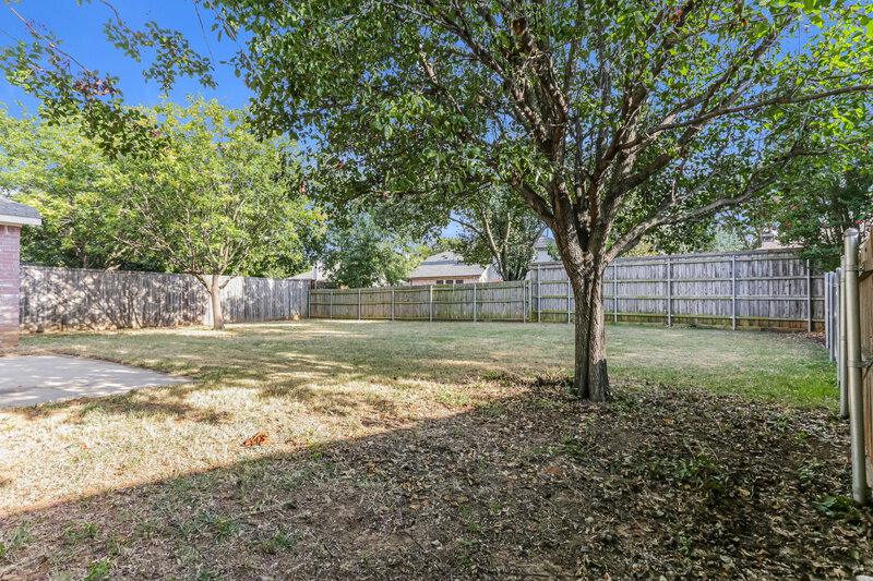 2,565/Mo, 1630 Redwood Drive Corinth, TX 76210 Rear View 2