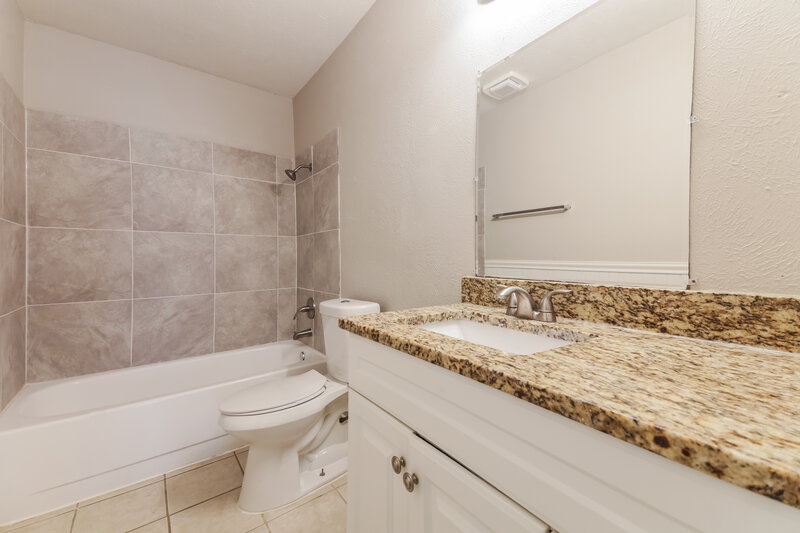 1,935/Mo, 9214 Willowbrook Drive Rowlett, TX 75088 Bathroom View