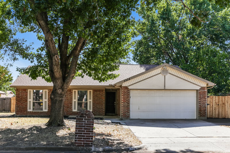 2,095/Mo, 3924 Windflower Lane Fort Worth, TX 76137 External View