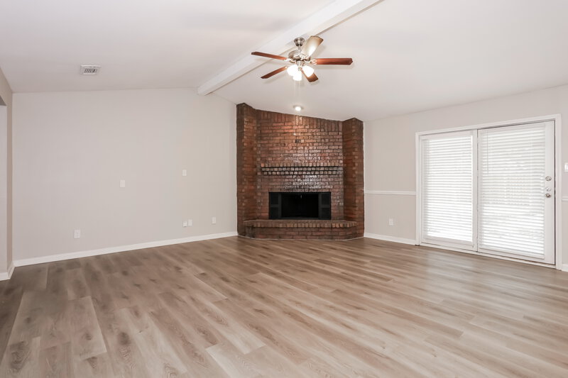2,095/Mo, 3924 Windflower Lane Fort Worth, TX 76137 Living Room View