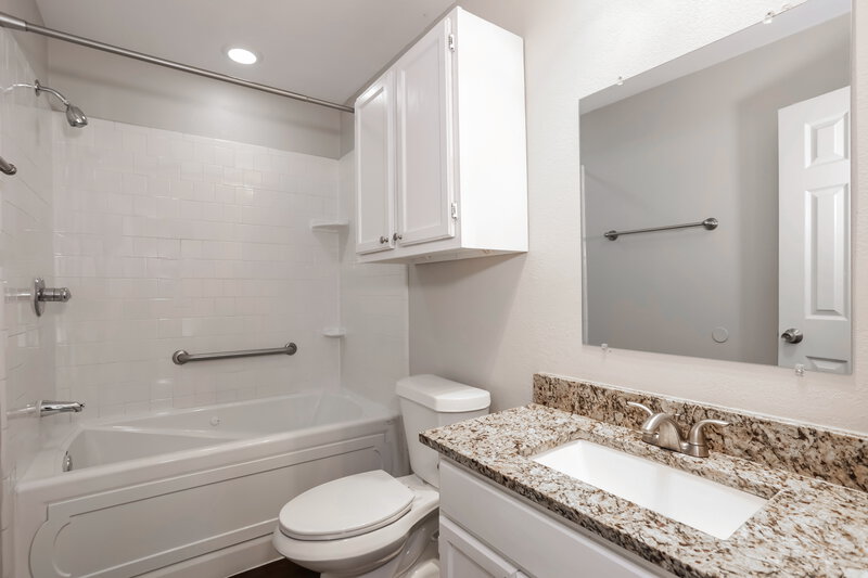 2,095/Mo, 3924 Windflower Lane Fort Worth, TX 76137 Bathroom View