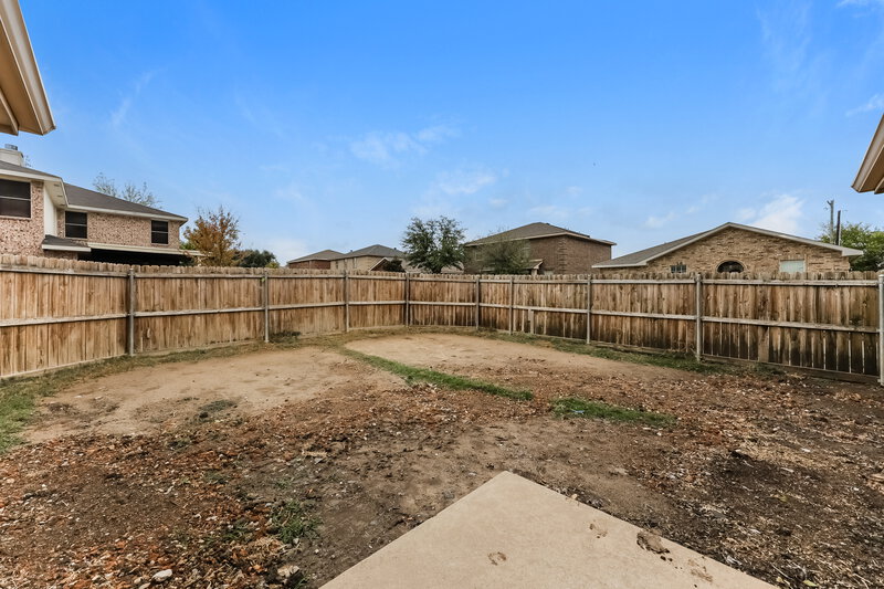 1,900/Mo, 1917 Indian Lilac Drive Lancaster, TX 75146 Exterior View