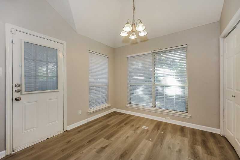 2,110/Mo, 3805 Ashley Ln Fort Worth, TX 76123 Breakfast Nook View