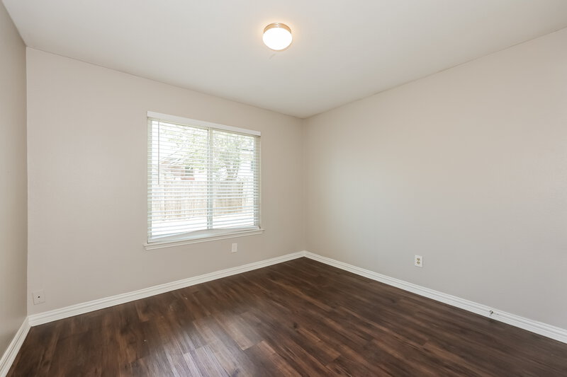 2,245/Mo, 1115 Colbert Lane Duncanville, TX 75137 Bedroom View 2