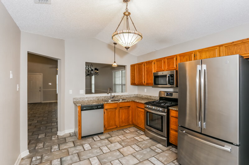 2,230/Mo, 4326 Walsh Grand Prairie, TX 75052 Kitchen View