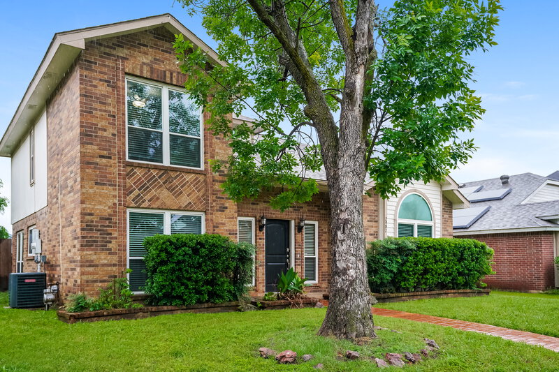 2,550/Mo, 2907 Stinwick Lane Grand Prairie, TX 75052 Front View