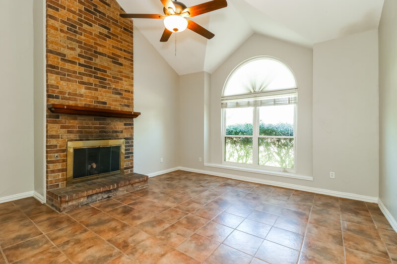 2,515/Mo, 2907 Stinwick Lane Grand Prairie, TX 75052 Misc View 3