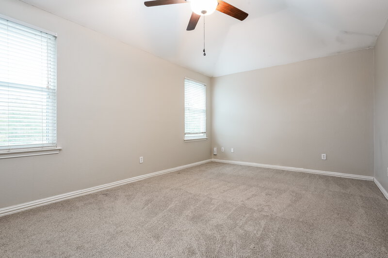 2,550/Mo, 2907 Stinwick Lane Grand Prairie, TX 75052 Main Bedroom View