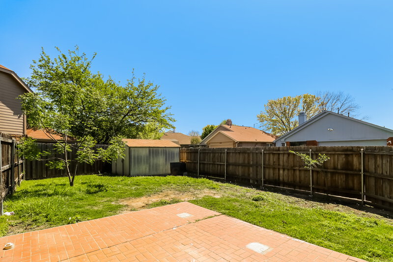 2,705/Mo, 2907 Stinwick Lane Grand Prairie, TX 75052 Rear View