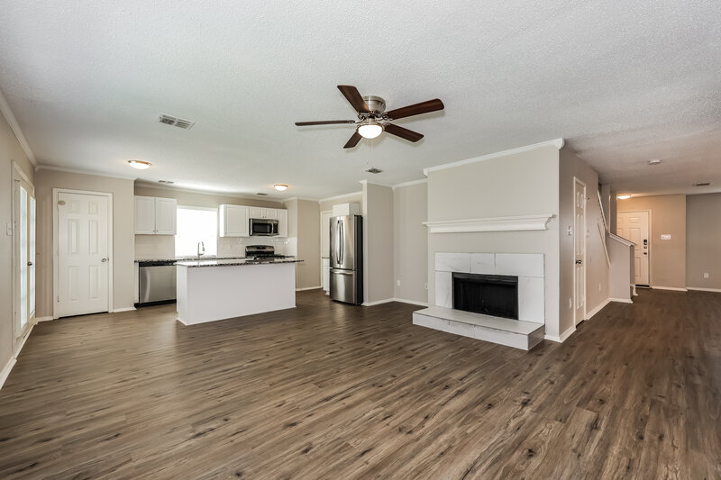 2,735/Mo, 7316 Moon Ridge Court Fort Worth, TX 76133 Family Room View