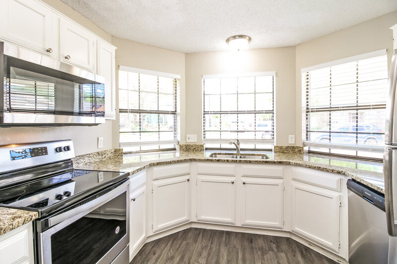 2,235/Mo, 1418 Ardmore Dr Arlington, TX 76018 Kitchen View